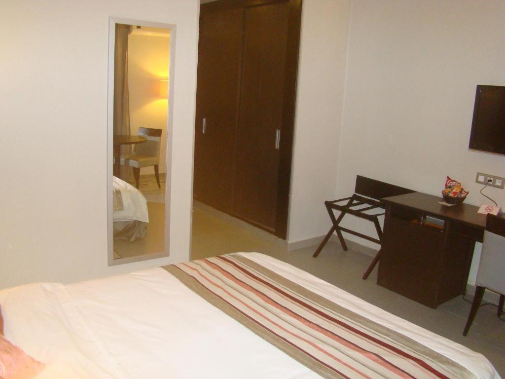 Hotel & Restaurant Farid Дакар Номер фото